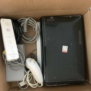 NINTENDO WII U REPLACEMENT 32GB BLACK CONSOLE ONLY WUP-101(02) W/ CORDS & SENSOR